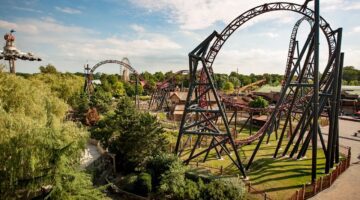 Bezoek Attractiepark Slagharen of Hellendoorn vanaf onze camping!